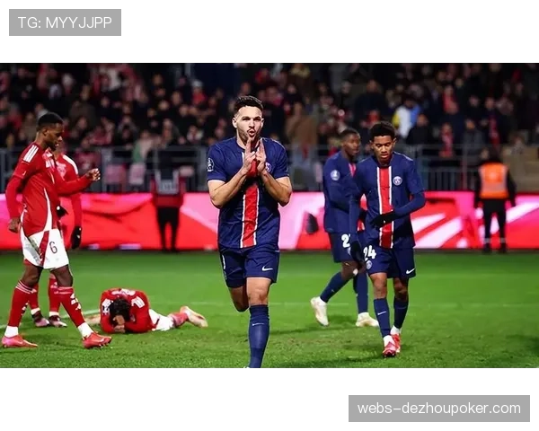 巴黎圣日耳曼3-0大胜,赛报指出恩里克球队的压迫让对手过半场次数仅19次